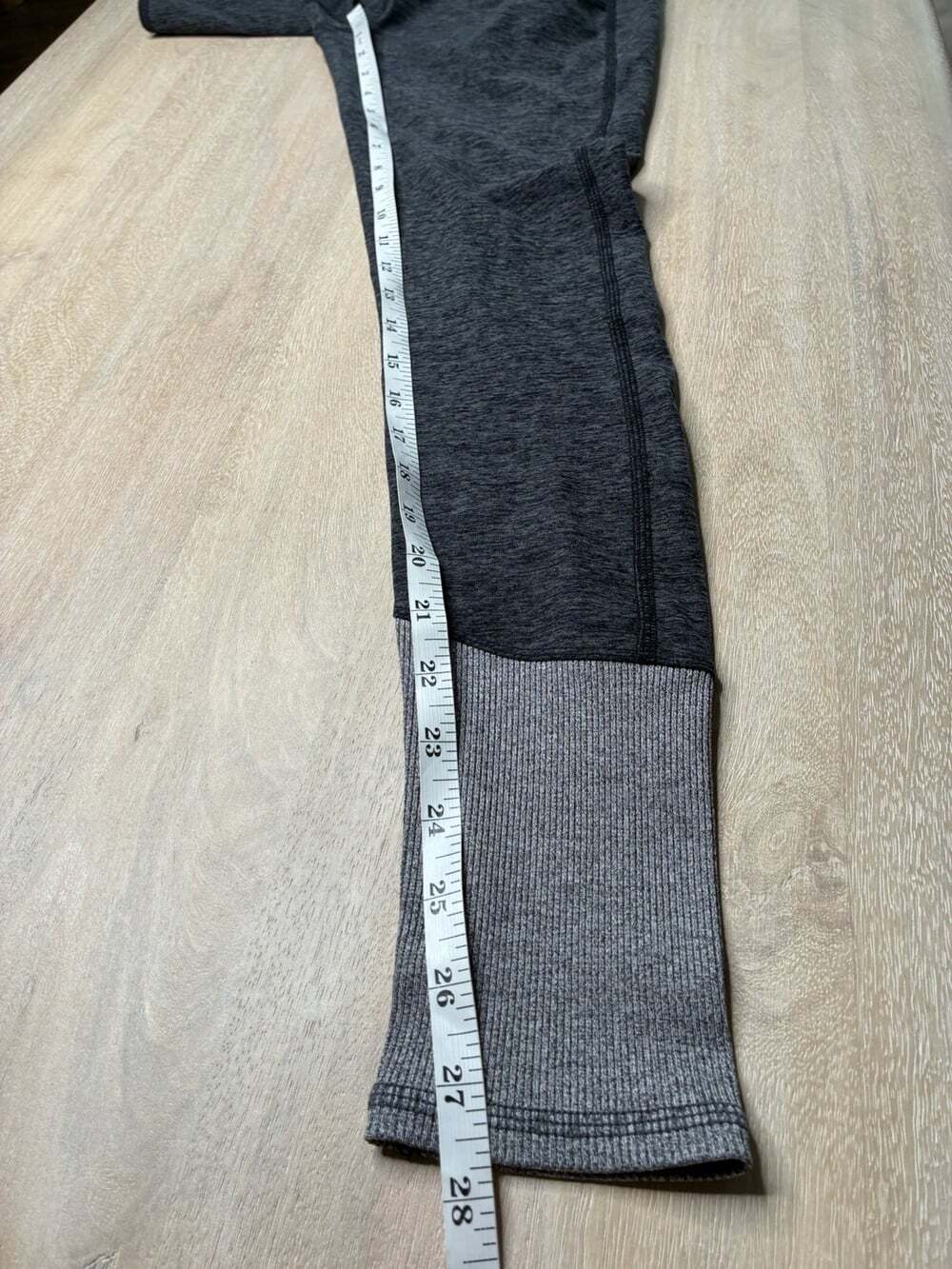 Alo Yoga Alosoft Colorblock Full Length Leggings in Heather Gray Size Small - Picture 2 of 4